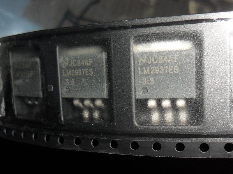 LM2937ES-3.3