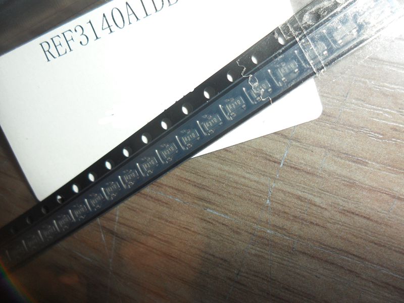 REF3140AIDBZR